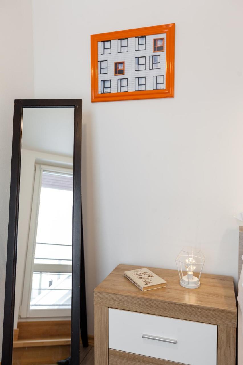 7 Apartments Lviv Kültér fotó