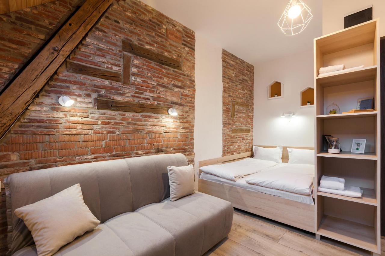 7 Apartments Lviv Kültér fotó