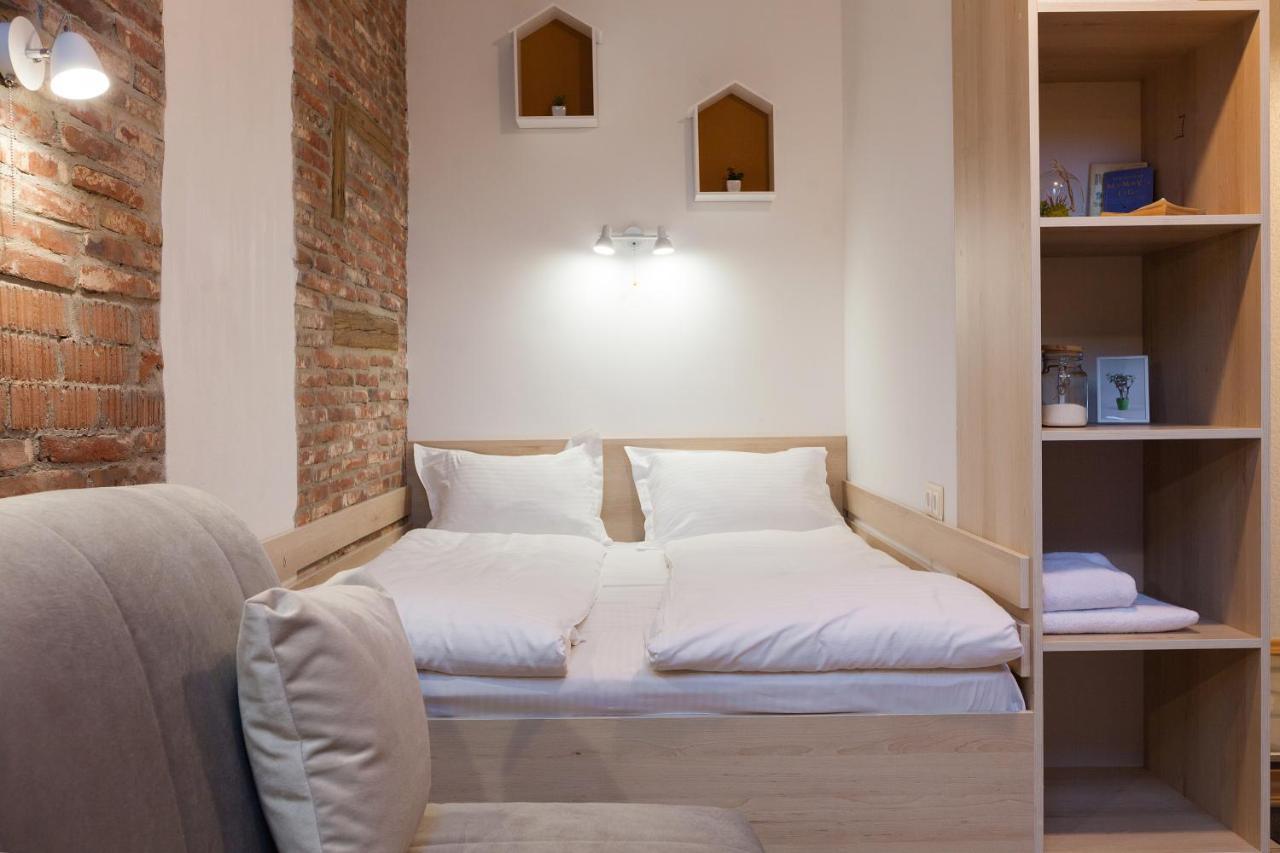 7 Apartments Lviv Kültér fotó